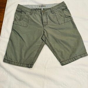 Women’s muted khaki green bermuda shorts